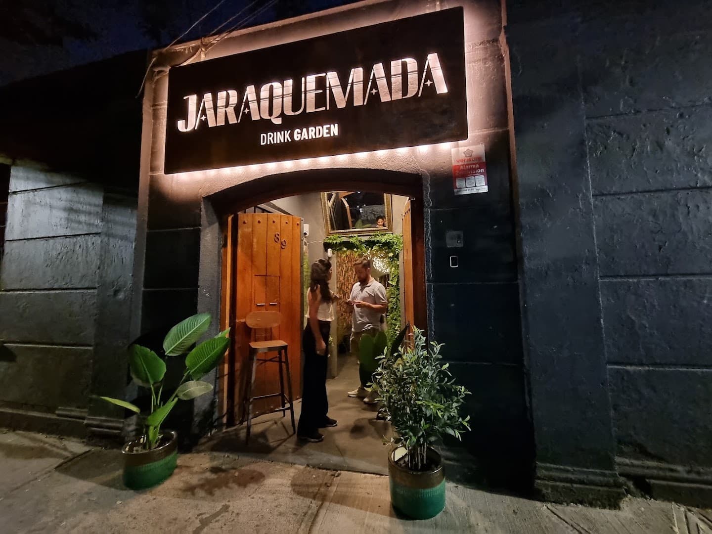 Jaraquemada Drink Garden